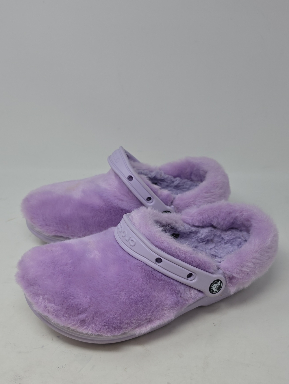 CROCS Unisex Plush Lined Clog in Lavender Men 7 Women 9